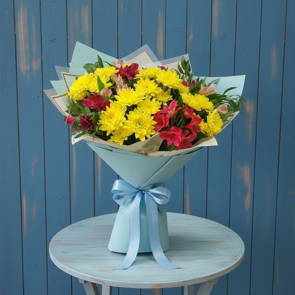 Букет цветов из: Альстромерии и Хризантемы в Гремячинске