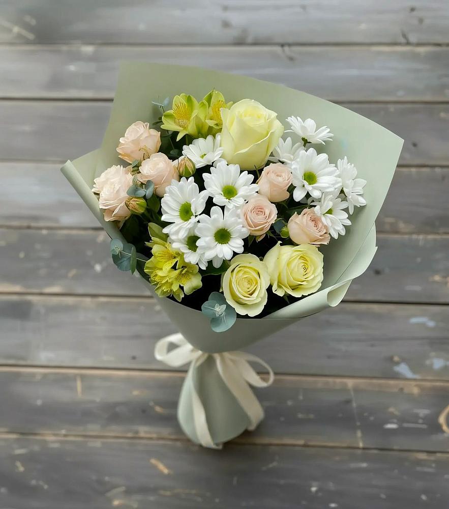 Букет цветов из: Альстромерии, Розы и Хризантемы в Гремячинске