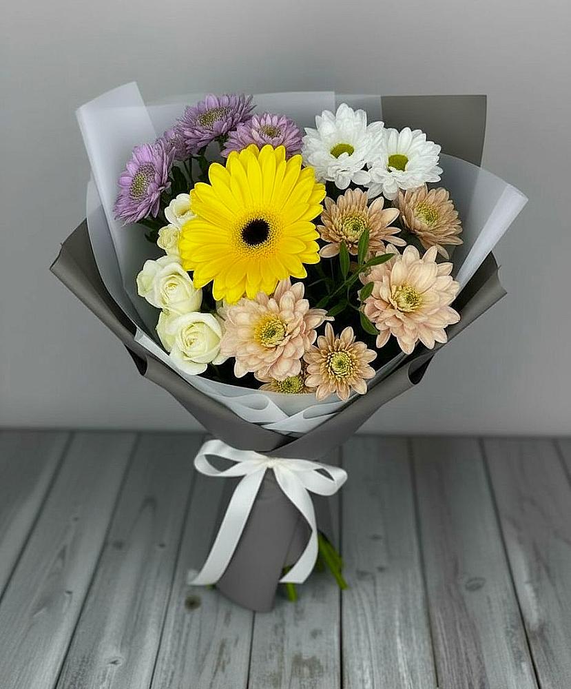 Букет цветов из: Розы, Герберы и Хризантемы в Гремячинске