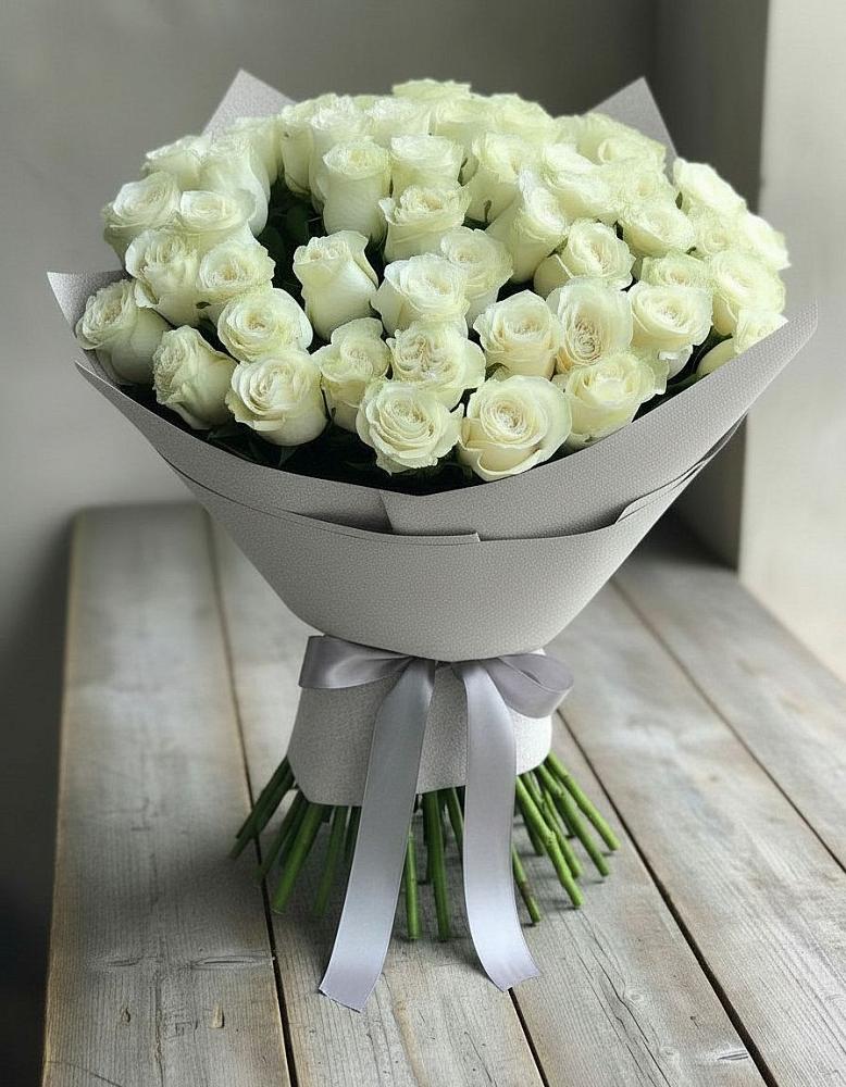 Букет 35 Белых роз в Гремячинске