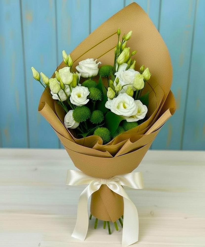 Букет цветов из: Хризантемы и Лизиантусы в Гремячинске