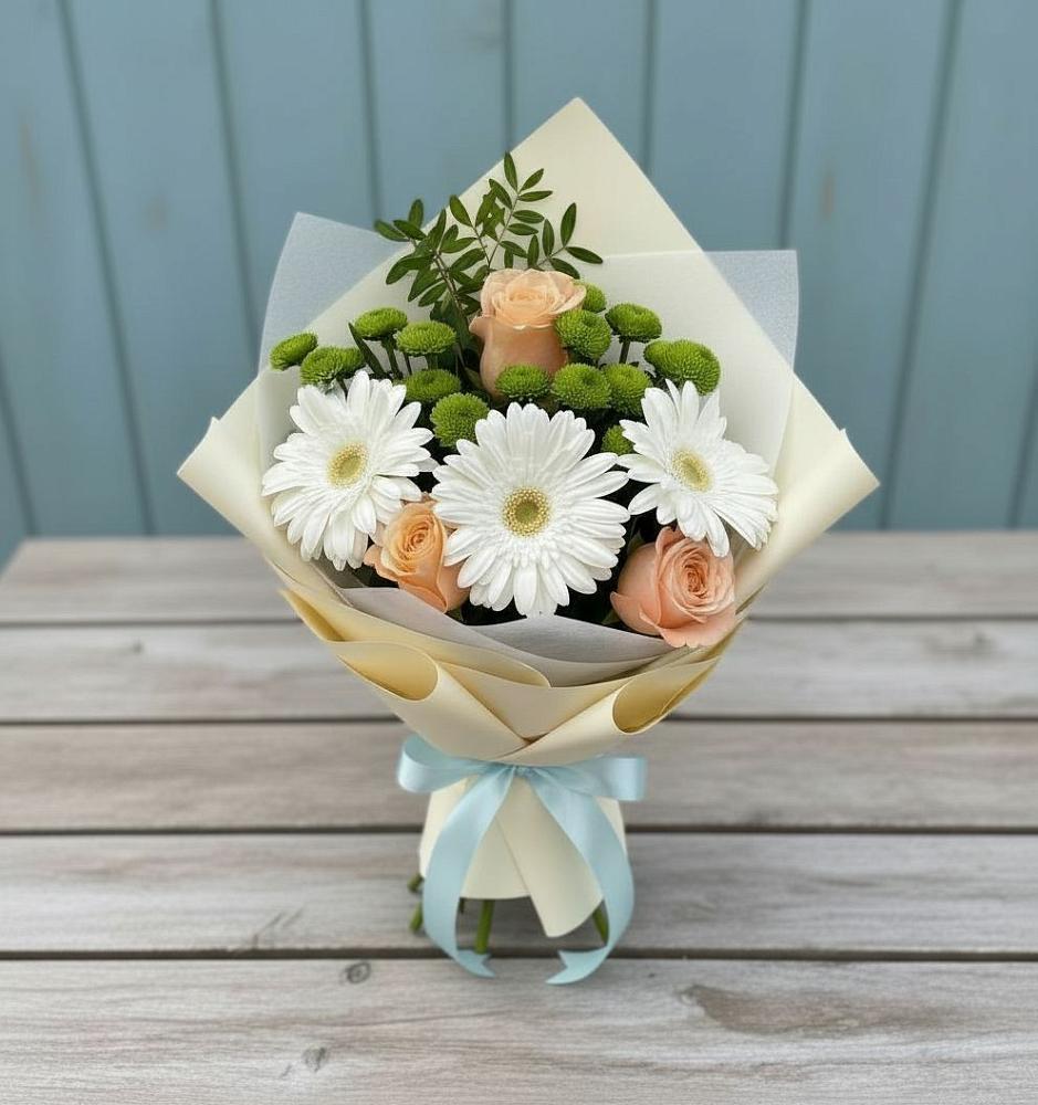 Букет цветов из: Герберы, Розы и Хризантемы в Гремячинске