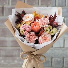 Букет цветов из:  Гвоздики, Хризантемы и Розы в Гремячинске